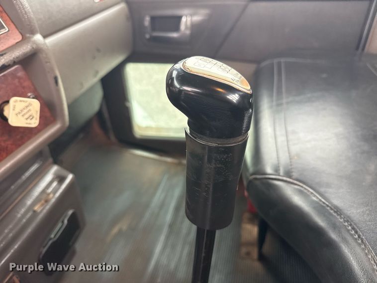 image for item DM5604 2008 Kenworth T300 winch truck