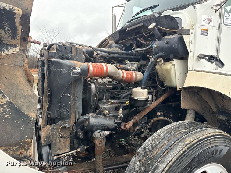 image for item DM5604 2008 Kenworth T300 winch truck