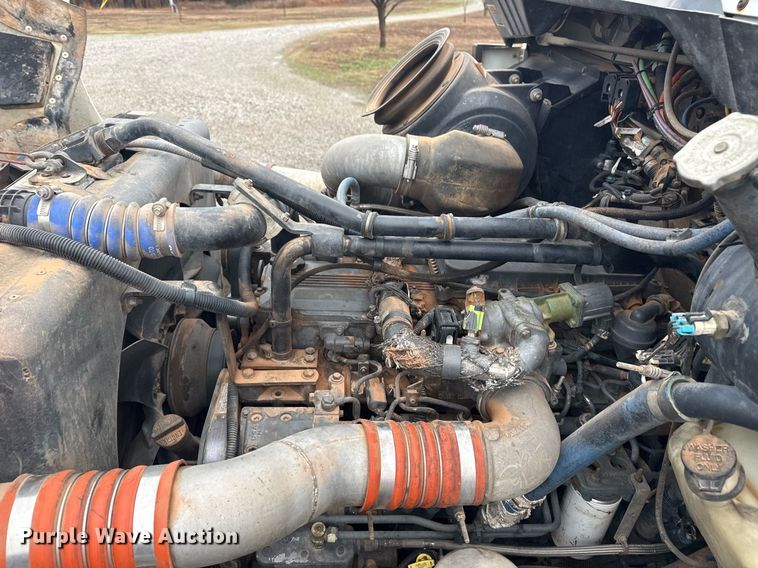 image for item DM5604 2008 Kenworth T300 winch truck