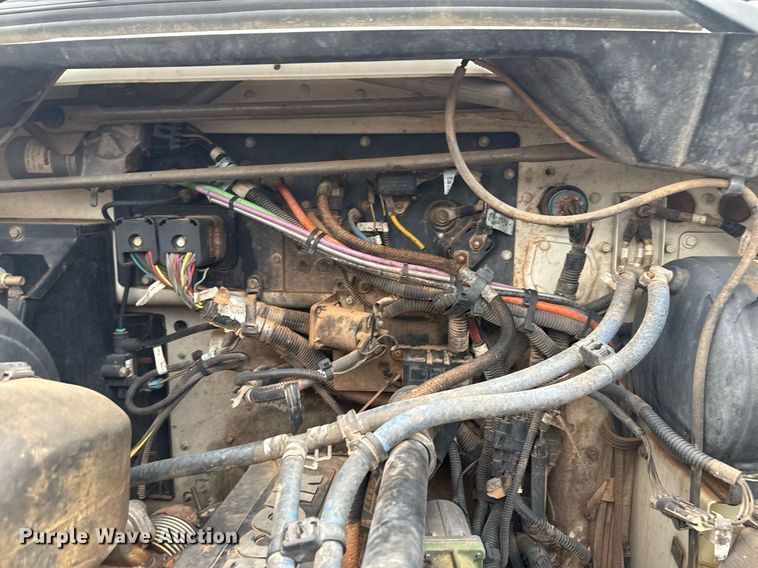 image for item DM5604 2008 Kenworth T300 winch truck