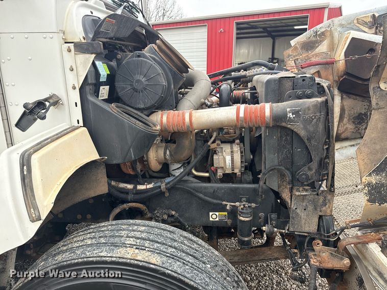 image for item DM5604 2008 Kenworth T300 winch truck