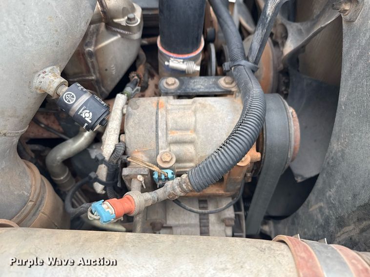 image for item DM5604 2008 Kenworth T300 winch truck