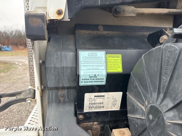 image for item DM5604 2008 Kenworth T300 winch truck