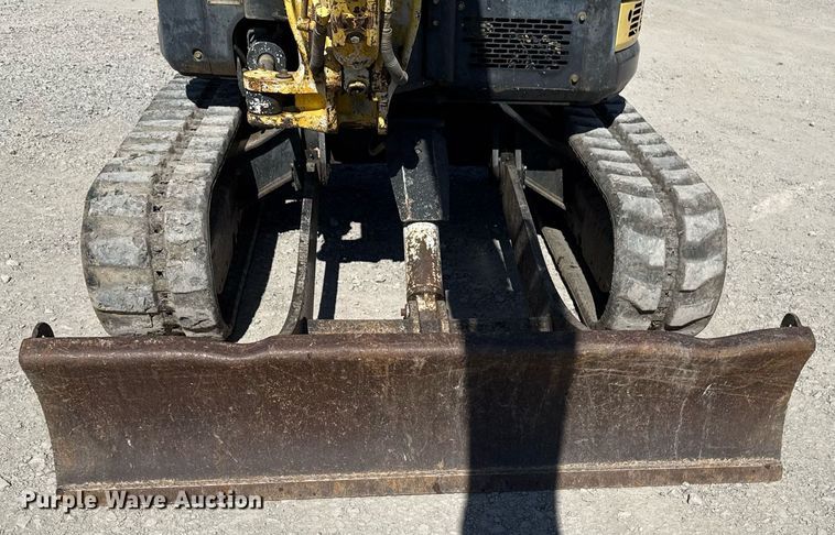 image for item DM5611 2007 Yanmar ViO35-5 mini excavator