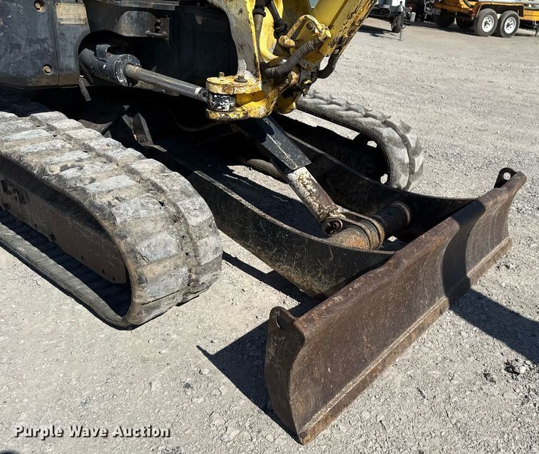 image for item DM5611 2007 Yanmar ViO35-5 mini excavator