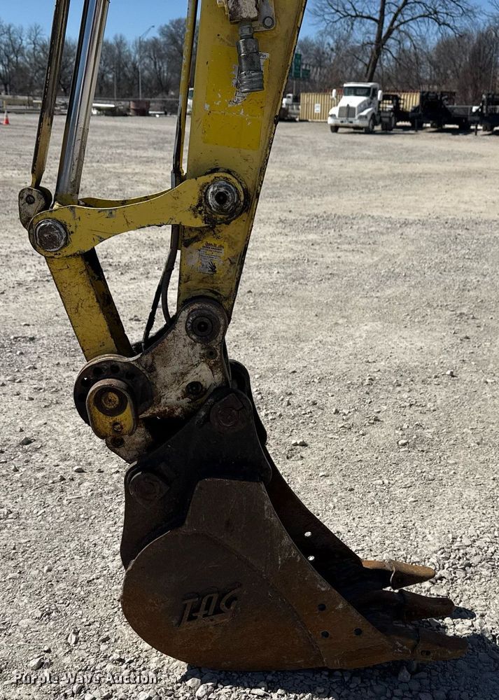 image for item DM5611 2007 Yanmar ViO35-5 mini excavator