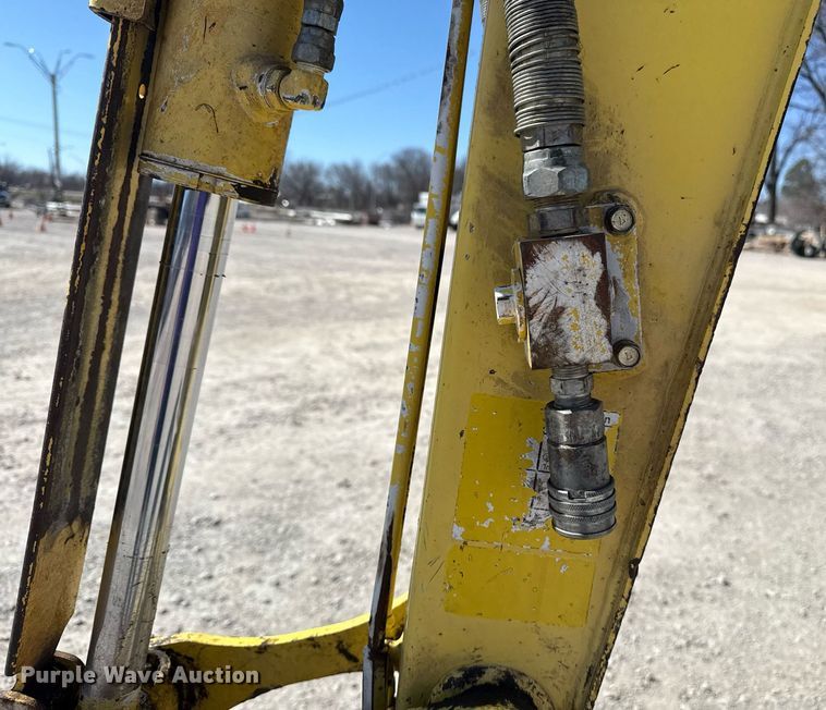 image for item DM5611 2007 Yanmar ViO35-5 mini excavator