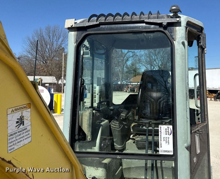 image for item DM5611 2007 Yanmar ViO35-5 mini excavator