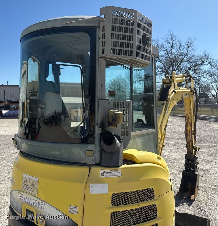 image for item DM5611 2007 Yanmar ViO35-5 mini excavator