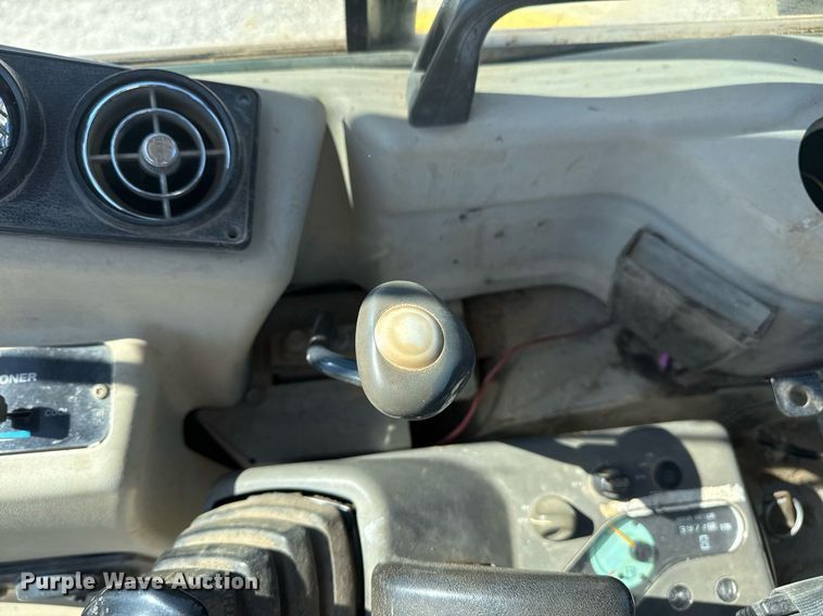 image for item DM5611 2007 Yanmar ViO35-5 mini excavator