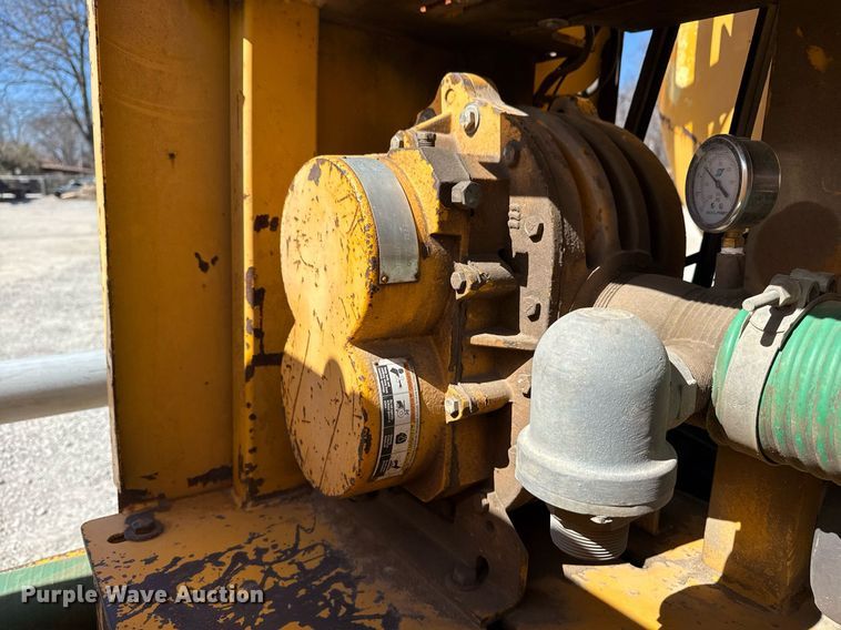 image for item DM5612 Vac-Tron PMD-00 vacuum excavator