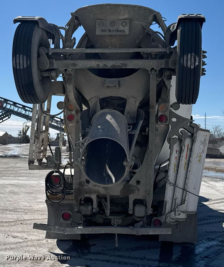 image for item DO0419 2014 Kenworth W900 ready mix truck