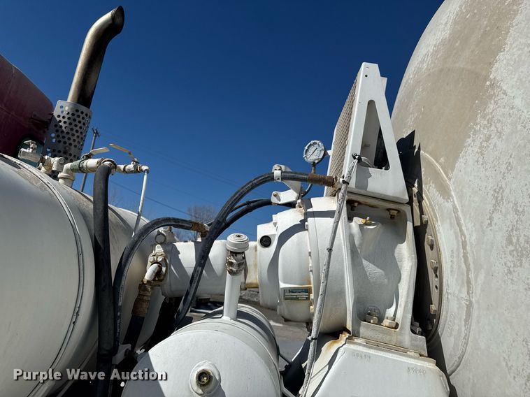 image for item DO0419 2014 Kenworth W900 ready mix truck
