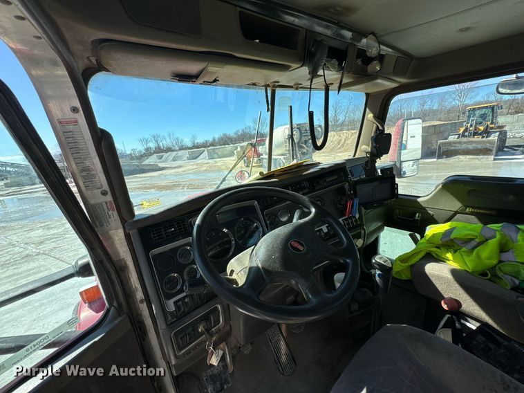 image for item DO0419 2014 Kenworth W900 ready mix truck