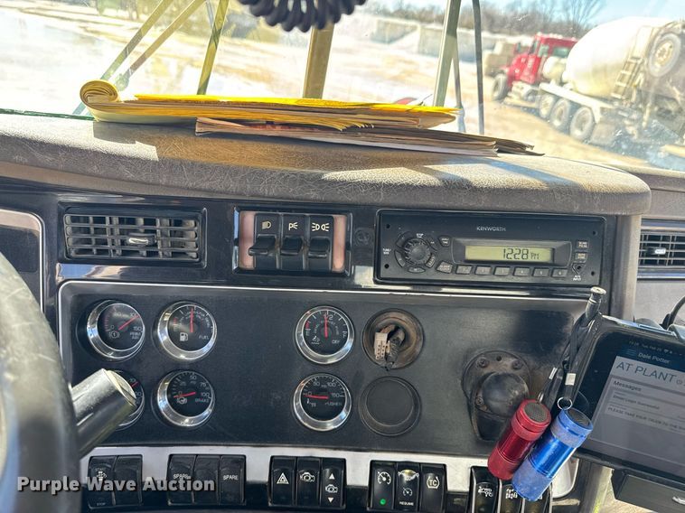 image for item DO0419 2014 Kenworth W900 ready mix truck