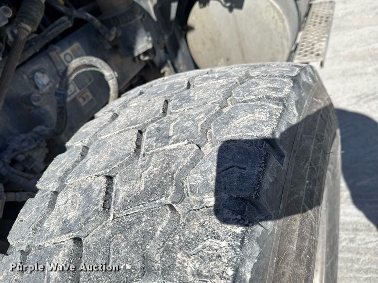 image for item DO0419 2014 Kenworth W900 ready mix truck