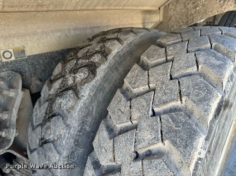 image for item DO0419 2014 Kenworth W900 ready mix truck