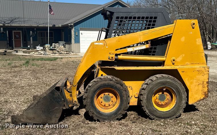 image for item DO0452 1997 Daewoo DSL 801 skid steer loader