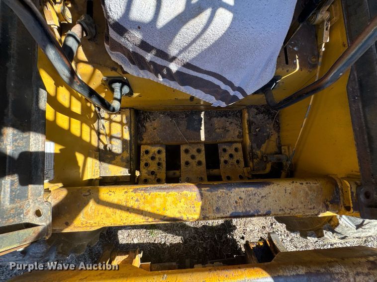 image for item DO0452 1997 Daewoo DSL 801 skid steer loader