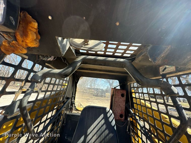 image for item DO0452 1997 Daewoo DSL 801 skid steer loader