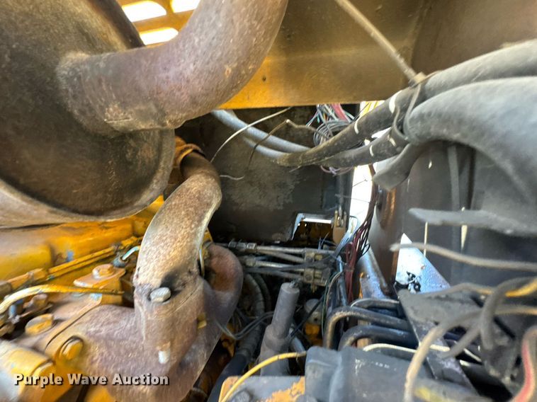 image for item DO0452 1997 Daewoo DSL 801 skid steer loader