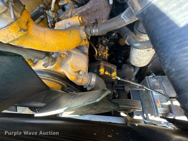 image for item DO0452 1997 Daewoo DSL 801 skid steer loader