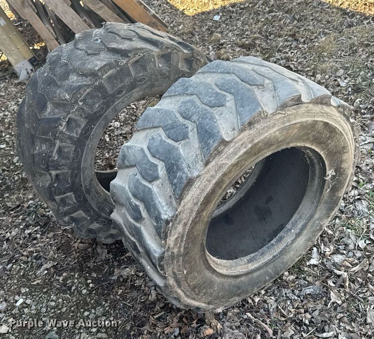 image for item DO0452 1997 Daewoo DSL 801 skid steer loader