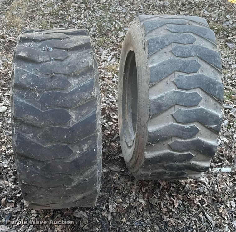 image for item DO0452 1997 Daewoo DSL 801 skid steer loader