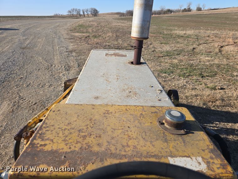 image for item DO7845 International Harvester 3514 backhoe