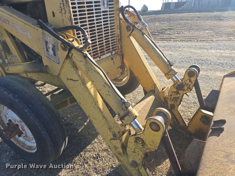 image for item DO7845 International Harvester 3514 backhoe