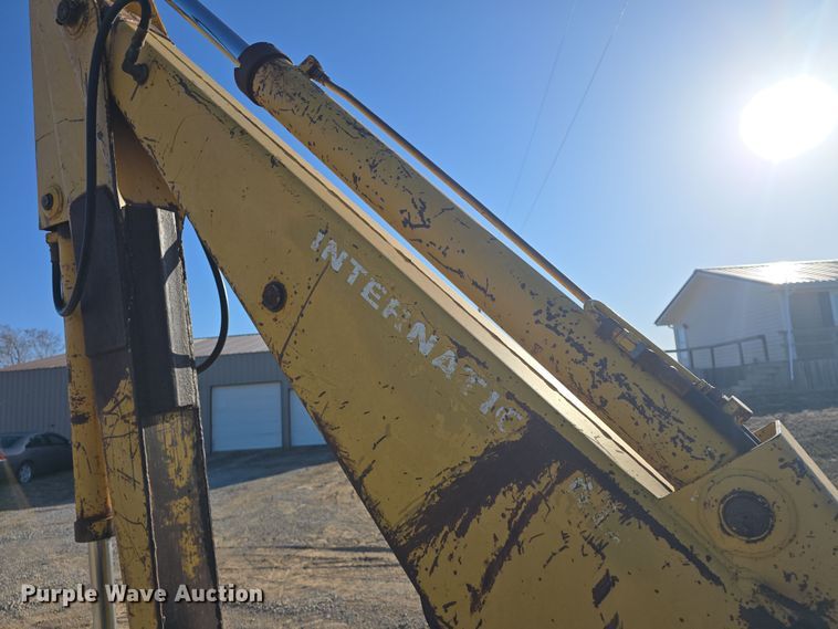 image for item DO7845 International Harvester 3514 backhoe