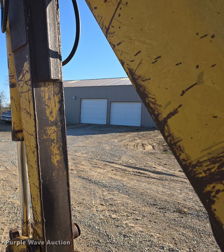 image for item DO7845 International Harvester 3514 backhoe