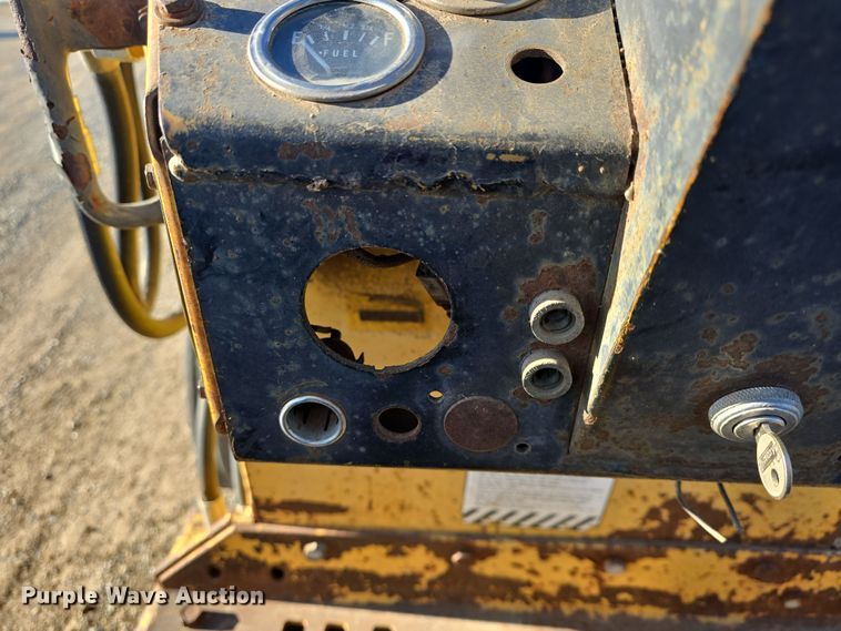 image for item DO7845 International Harvester 3514 backhoe