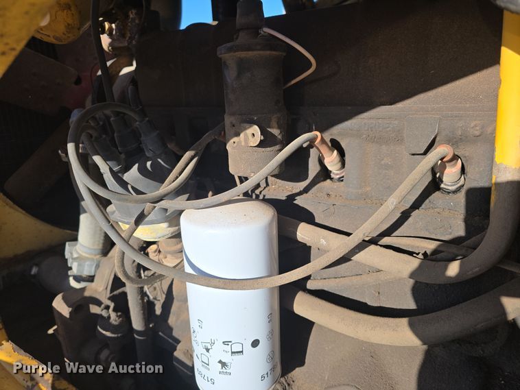 image for item DO7845 International Harvester 3514 backhoe