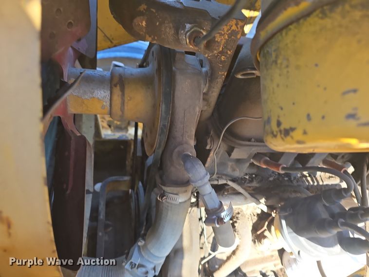 image for item DO7845 International Harvester 3514 backhoe