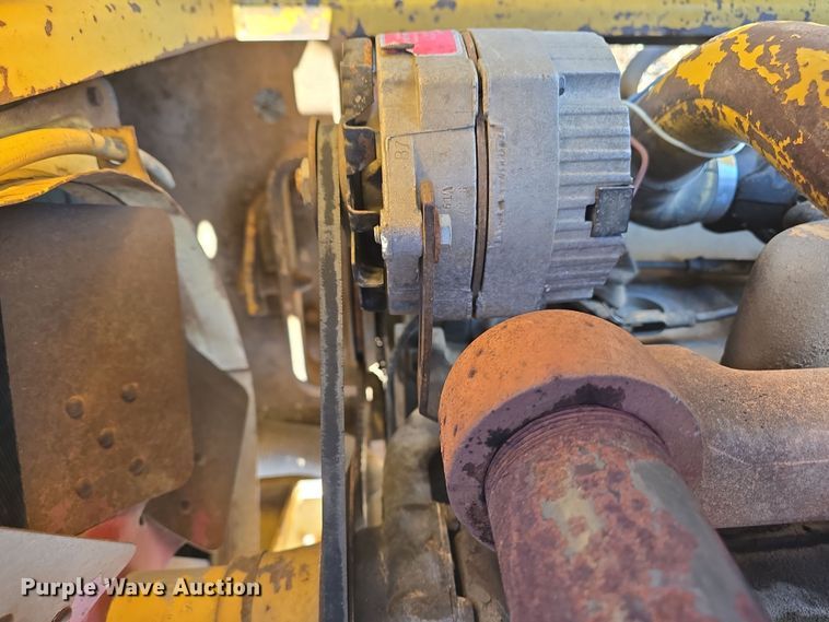 image for item DO7845 International Harvester 3514 backhoe