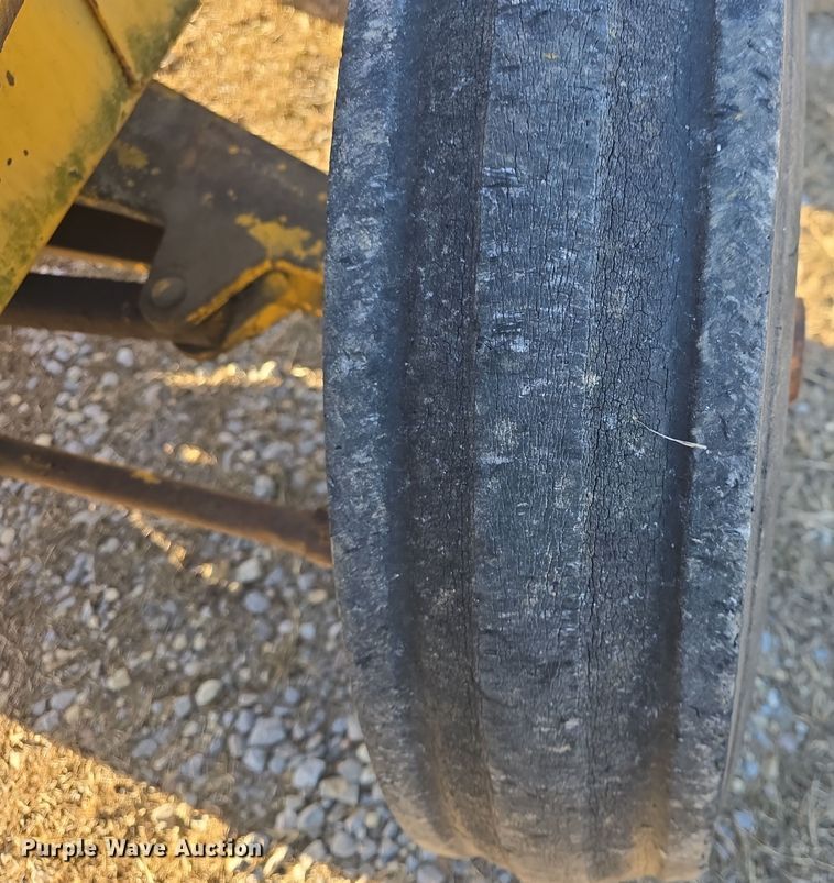 image for item DO7845 International Harvester 3514 backhoe