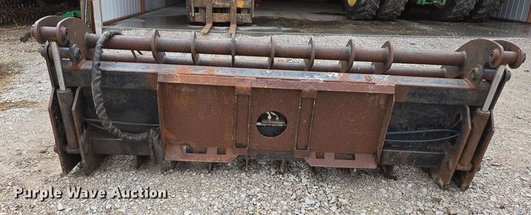 image for item DP6199 Skid steer grapple bucket