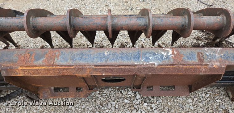 image for item DP6199 Skid steer grapple bucket