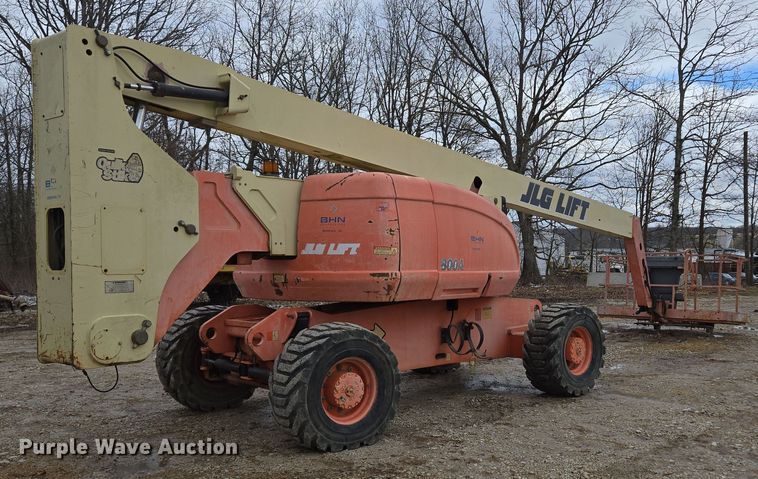 image for item DP6202 2000 JLG 800A boom lift