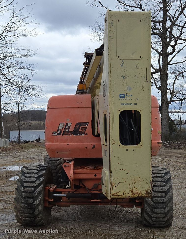 image for item DP6202 2000 JLG 800A boom lift