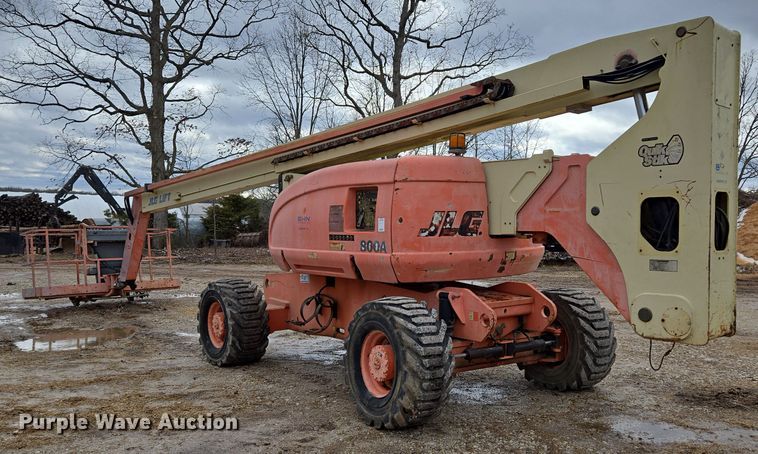image for item DP6202 2000 JLG 800A boom lift