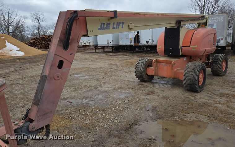 image for item DP6202 2000 JLG 800A boom lift