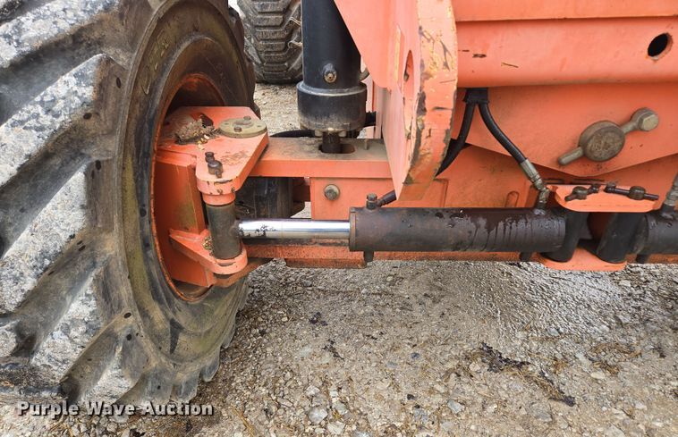 image for item DP6202 2000 JLG 800A boom lift