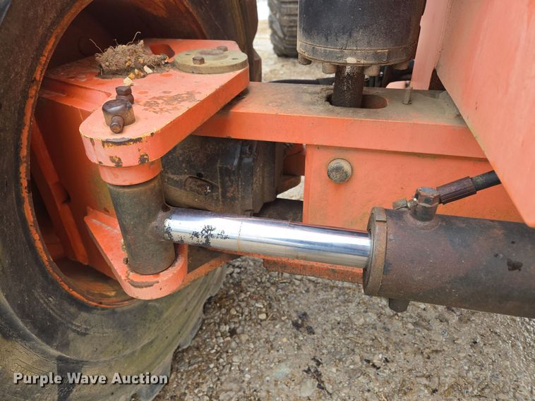 image for item DP6202 2000 JLG 800A boom lift