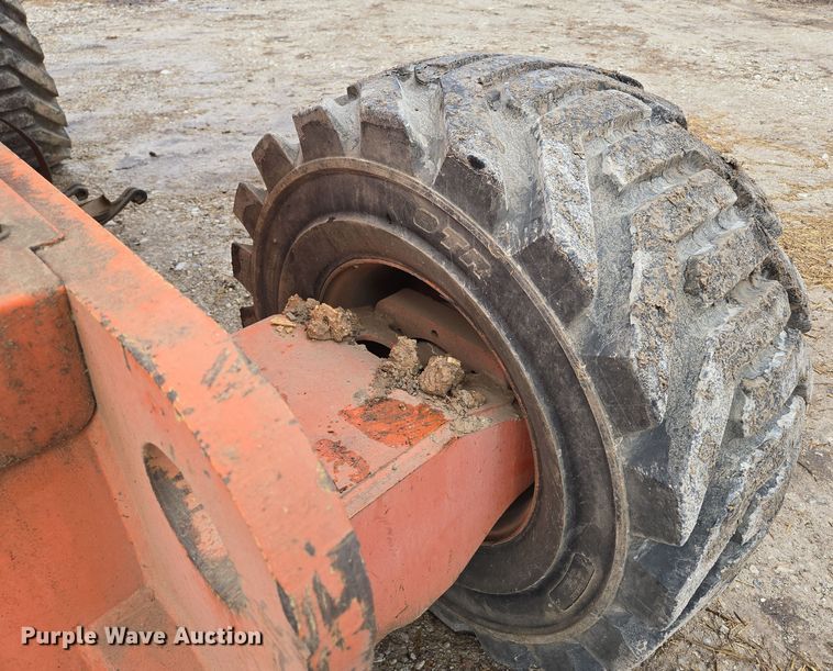 image for item DP6202 2000 JLG 800A boom lift