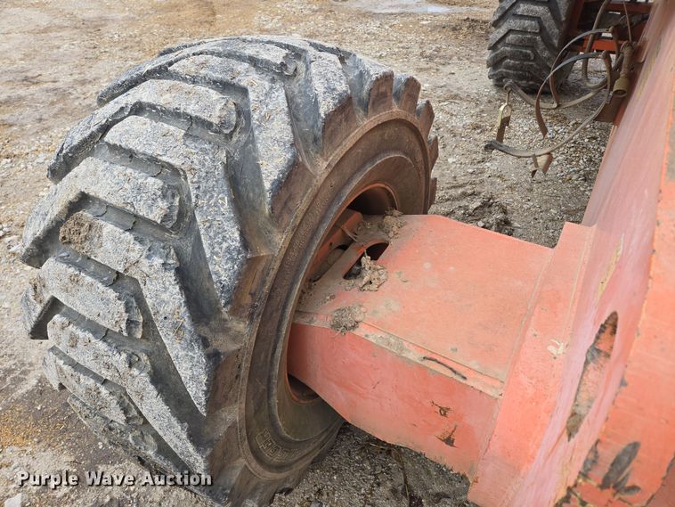 image for item DP6202 2000 JLG 800A boom lift