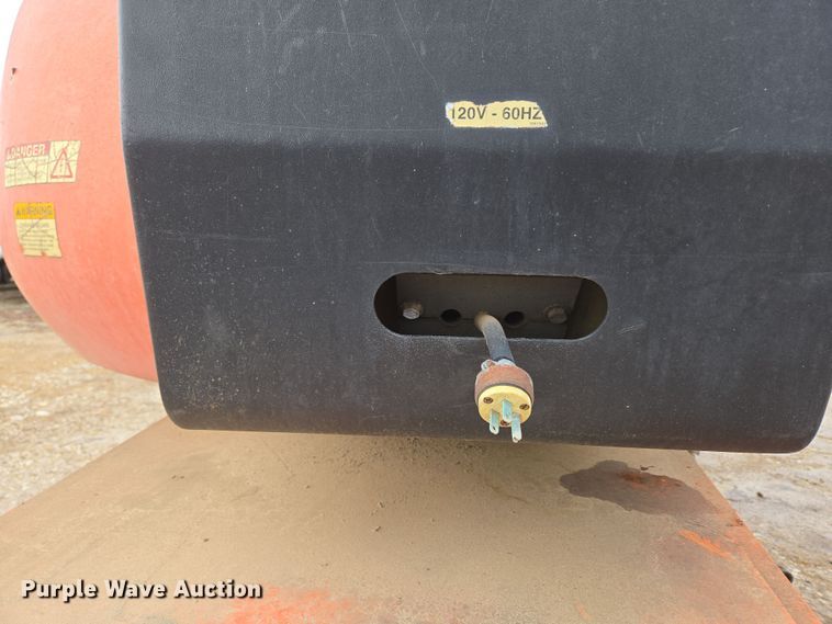 image for item DP6202 2000 JLG 800A boom lift