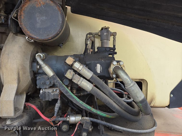 image for item DP6202 2000 JLG 800A boom lift