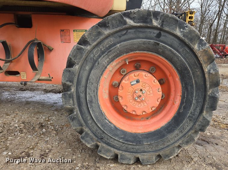 image for item DP6202 2000 JLG 800A boom lift